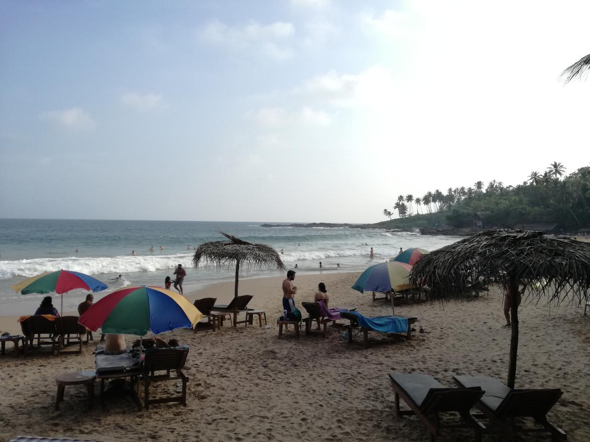 Golden Beach Rest Hotel Tangalle Ngoại thất bức ảnh